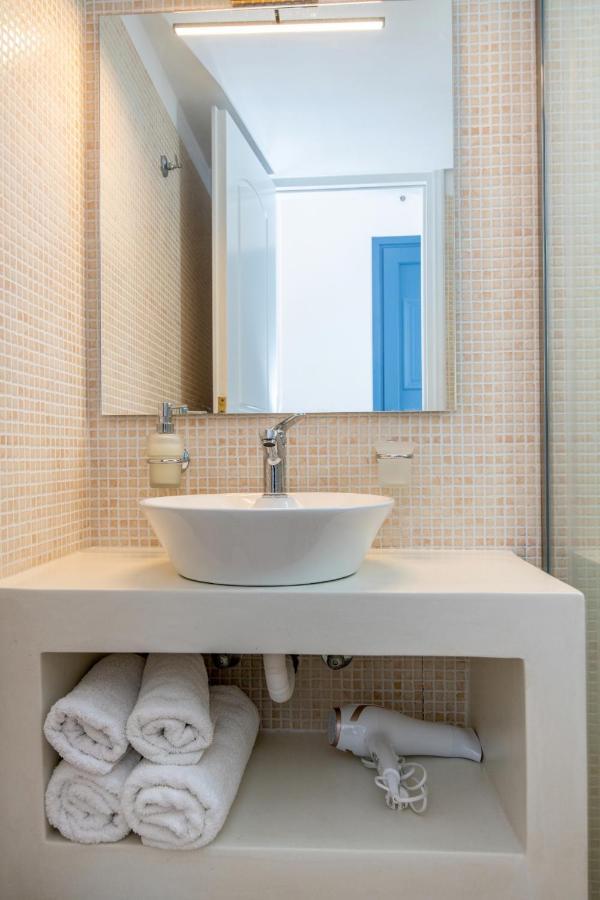 Argiro Hotel Tinos Bagian luar foto
