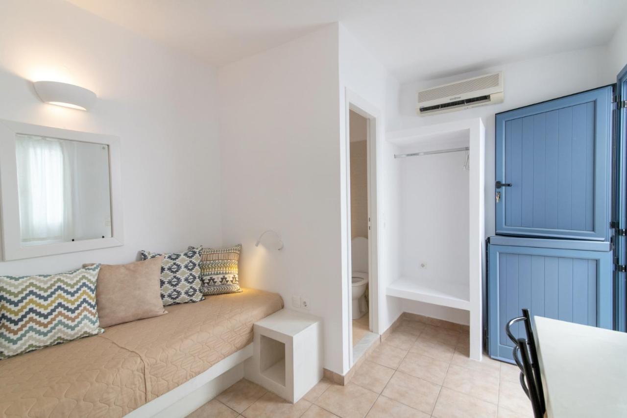 Argiro Hotel Tinos Bagian luar foto